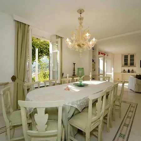Casa vacanze Frescoed On Hills Near Cinque Terre La Spezia